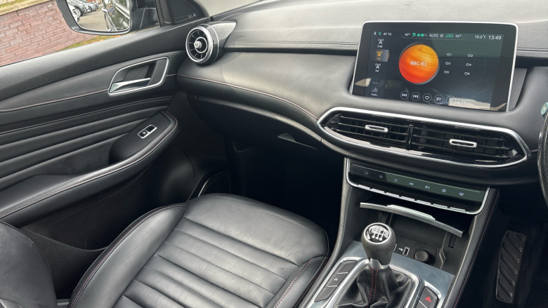 MG Hs 1.5 T-GDI Exclusive 5dr Petrol Hatchback